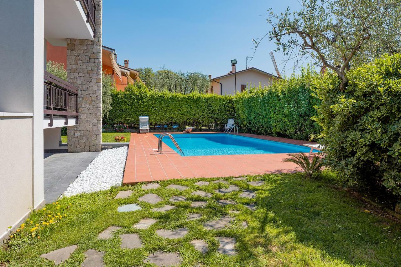 バルドリーノCasa Claireアパートメント エクステリア 写真