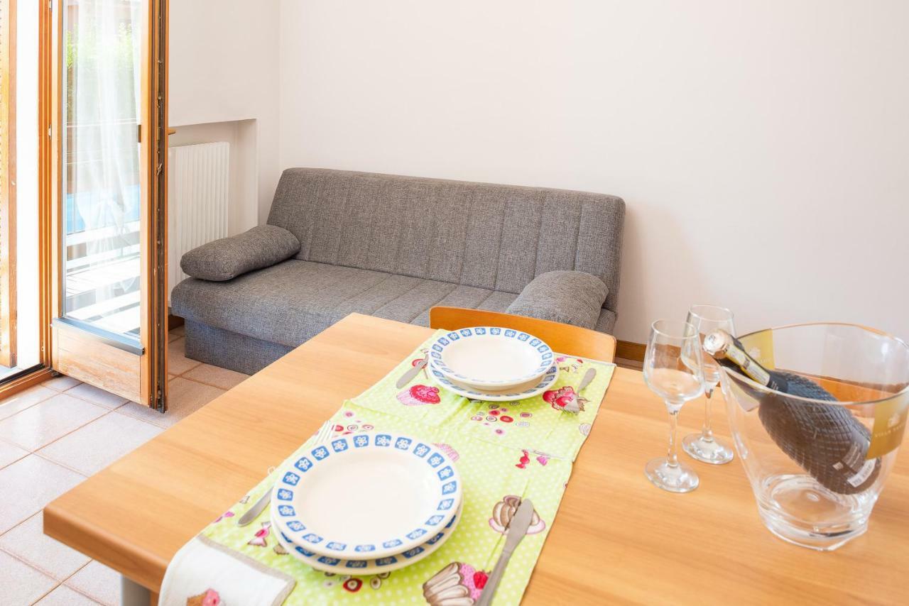 バルドリーノCasa Claireアパートメント エクステリア 写真